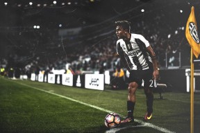 开云网页版-世界拳击锦标赛首日：中国小将爆冷击败卫冕冠军，世界拳击赛视频