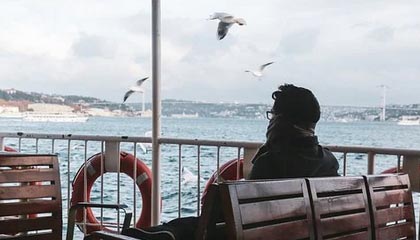 开云博彩-杨瀚森多次封盖对手成为内线防守核心，杨翰林简介