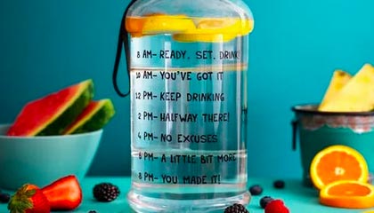 开云博彩-杨瀚森多次封盖对手成为内线防守核心，杨翰林简介